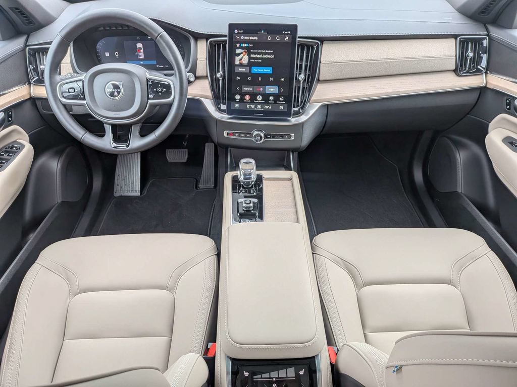Certified 2026 Volvo XC90 B5 Plus w/ Protection Package Premier AWD/4WD image 20