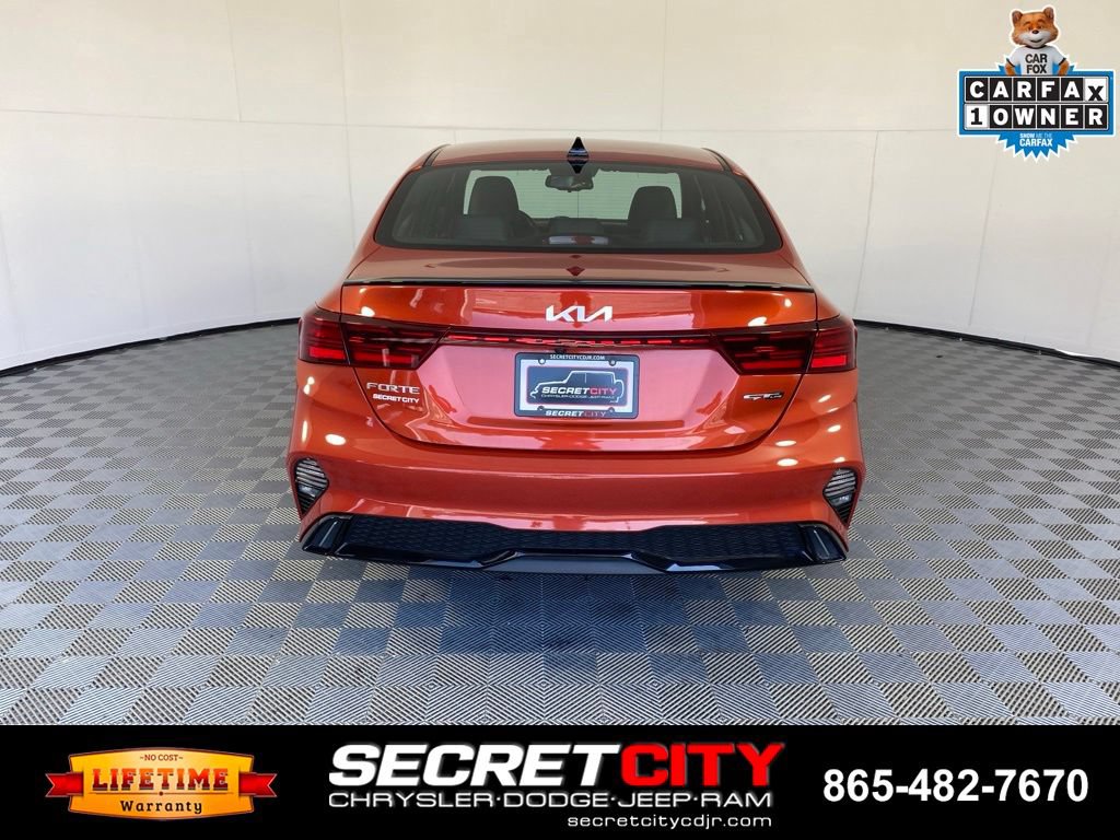 Used 2022 Kia Forte GT-Line w/ GT-Line Premium Package FWD image 6