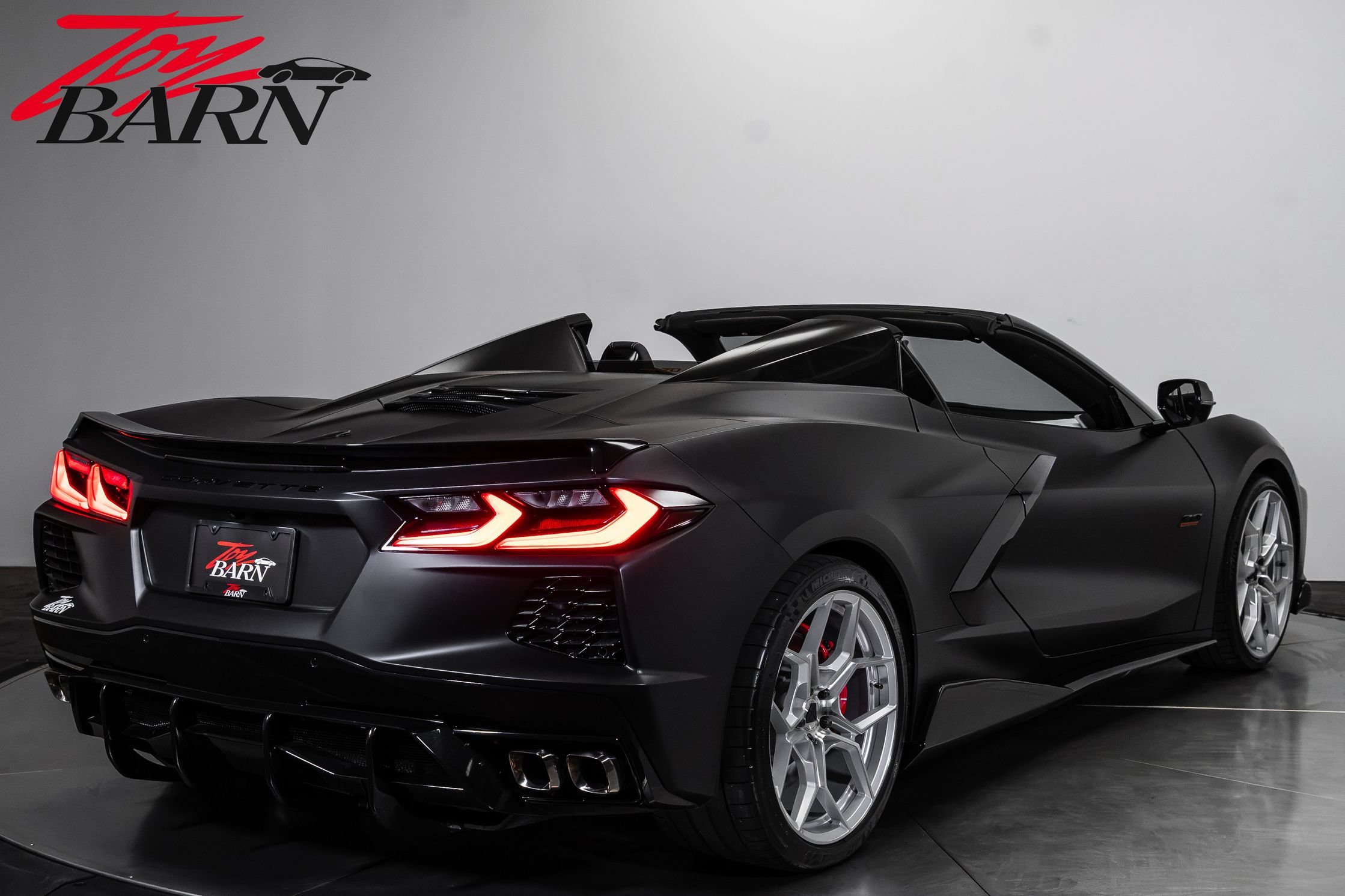 Used 2023 Chevrolet Corvette Stingray Preferred Conv w/ Z51 Performance Package RWD image 5