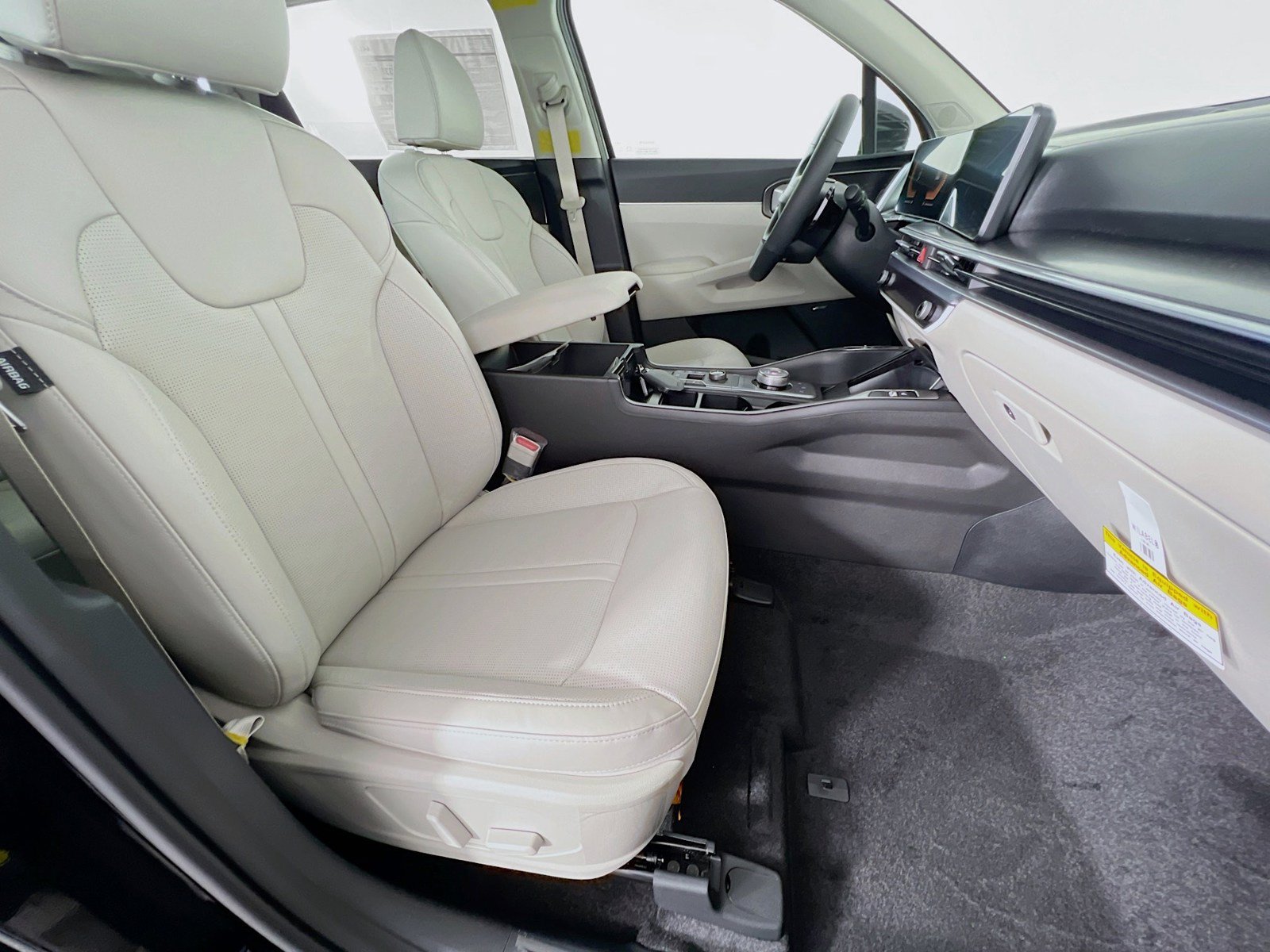 New 2026 Kia Sorento EX w/ EX Premium Package AWD/4WD image 24