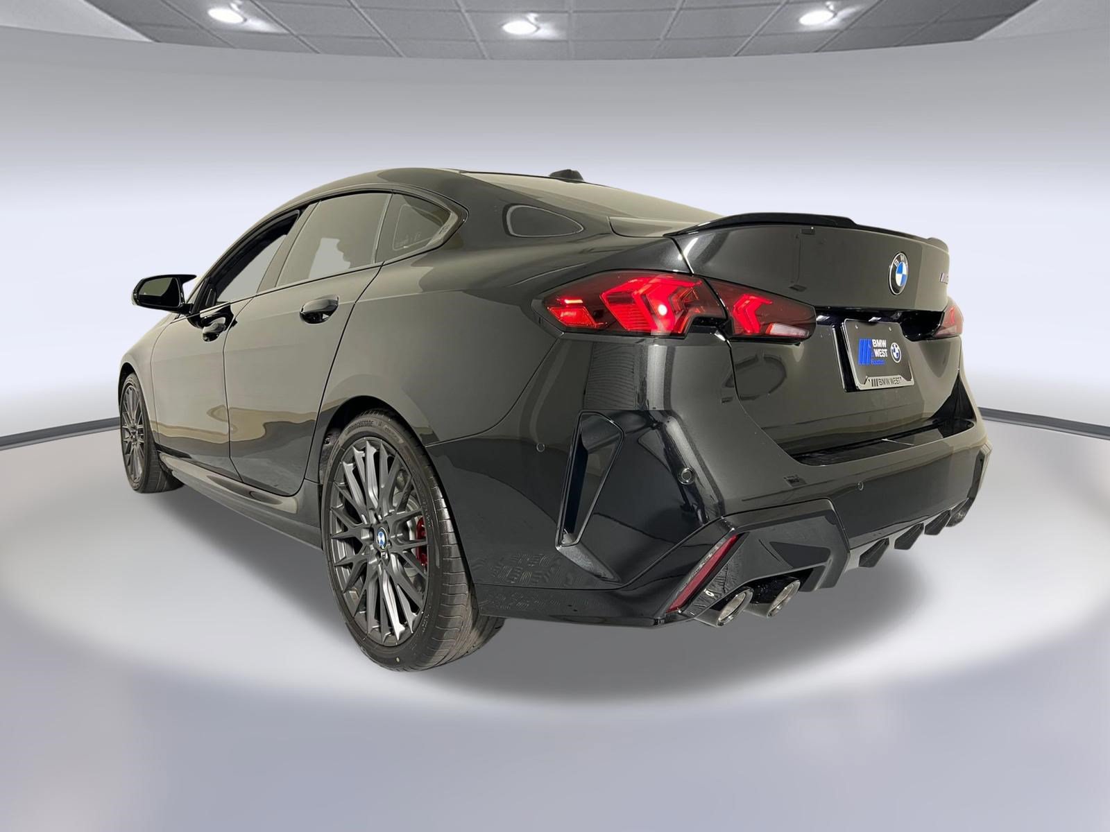 Used 2026 BMW M235i xDrive w/ Technology Package AWD/4WD image 3