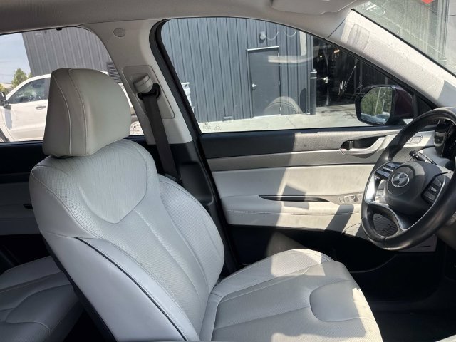 Used 2023 Hyundai Palisade SEL FWD image 15