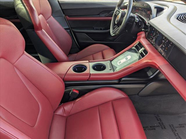 Used 2024 Porsche Taycan 4S image 22
