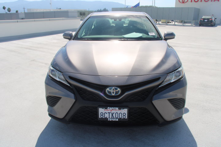 Used 2018 Toyota Camry SE w/ Protection Package (Q2) FWD image 7