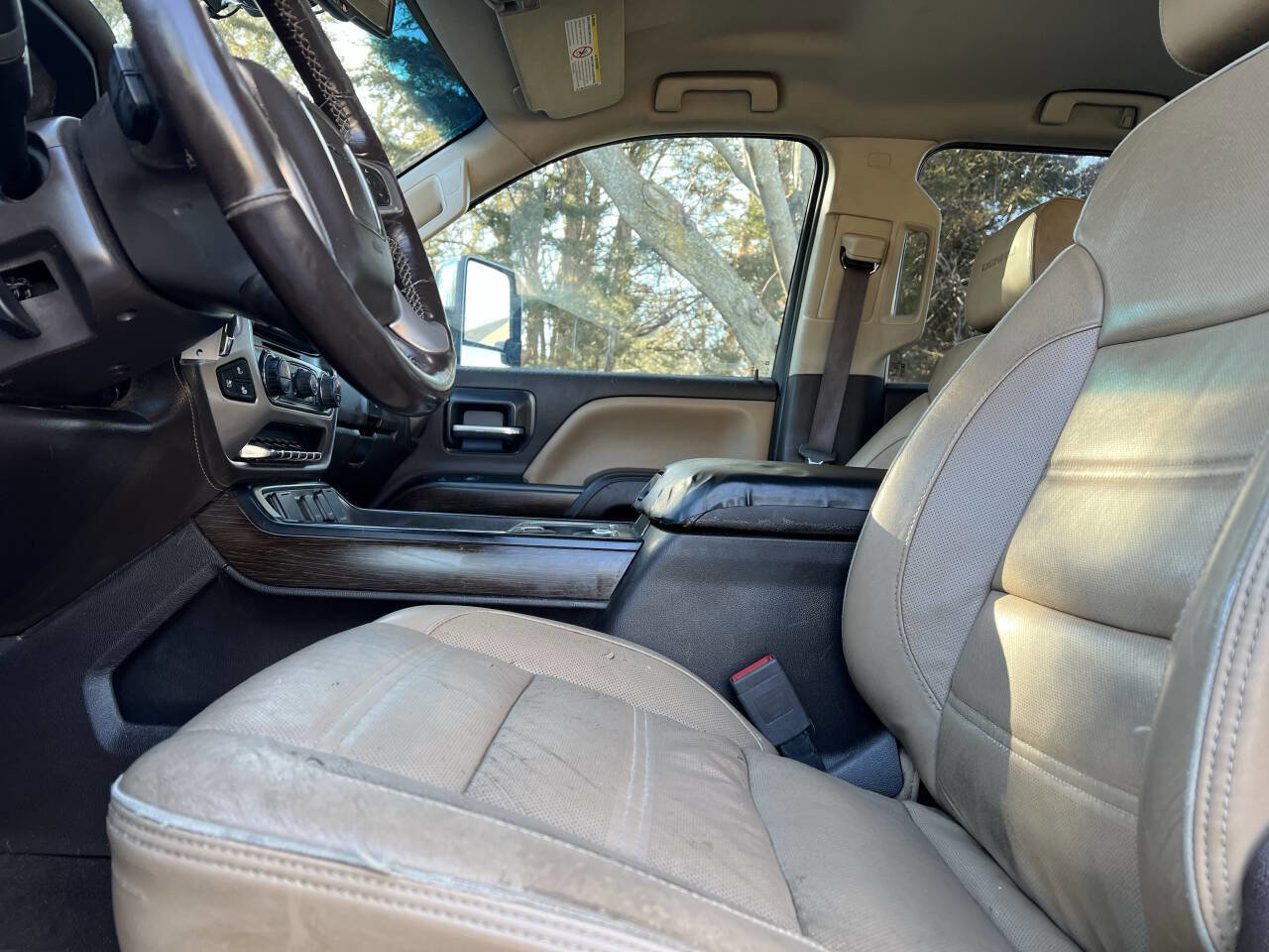 Used 2019 GMC Sierra 3500 Denali w/ Snow Plow Prep Package image 10