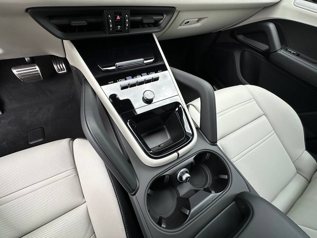 New 2026 Porsche Cayenne S AWD/4WD image 37