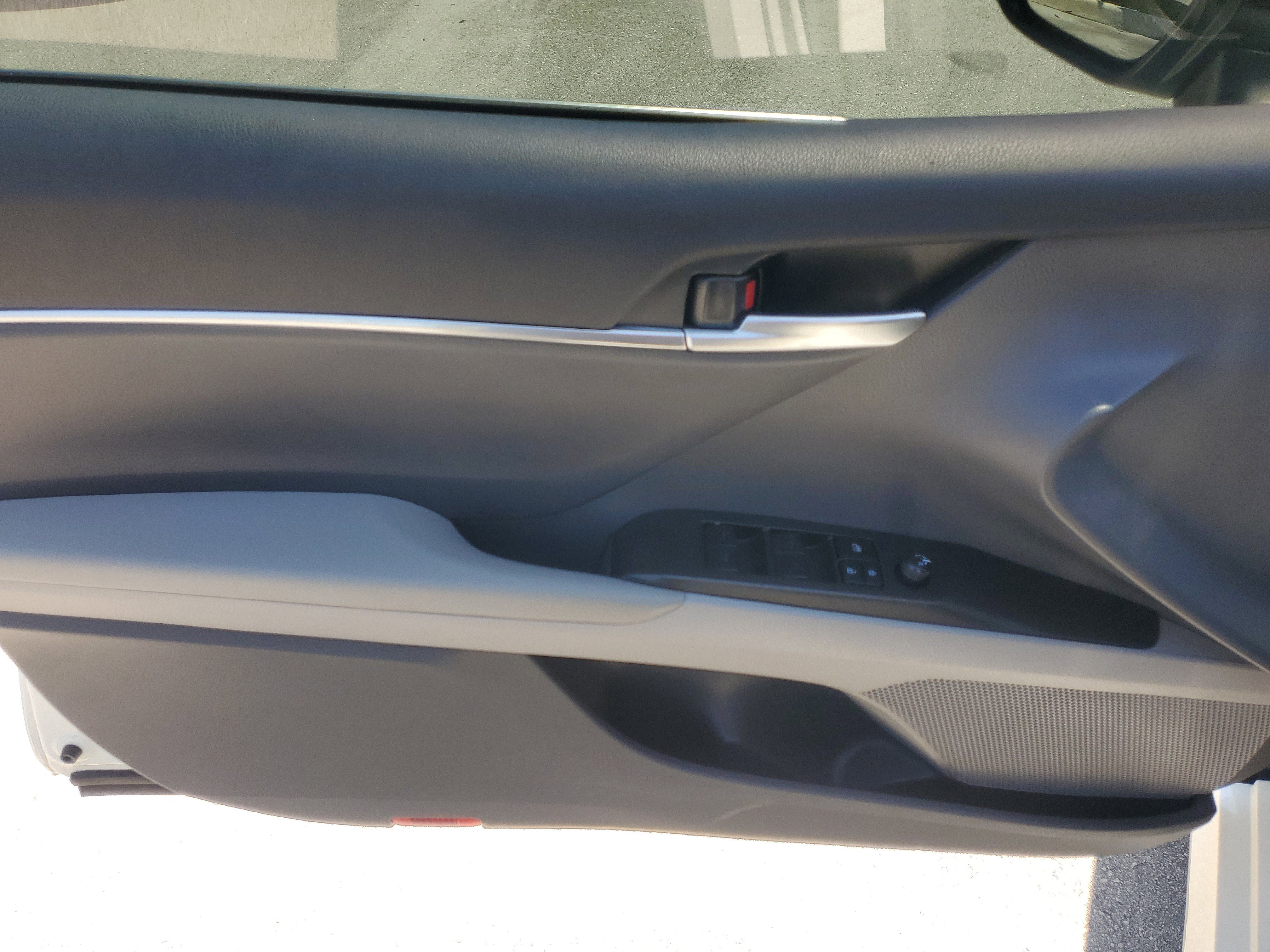 Used 2024 Toyota Camry LE FWD image 18
