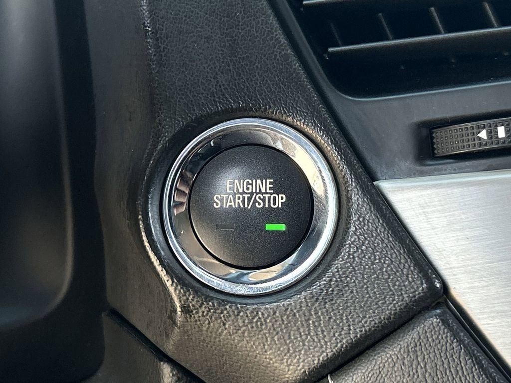 Used 2019 GMC Yukon Denali image 17