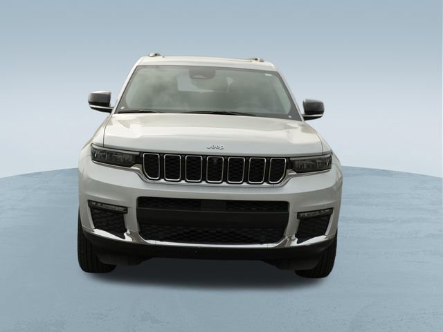 Used 2023 Jeep Grand Cherokee L Limited w/ Luxury Tech Group II AWD/4WD image 2