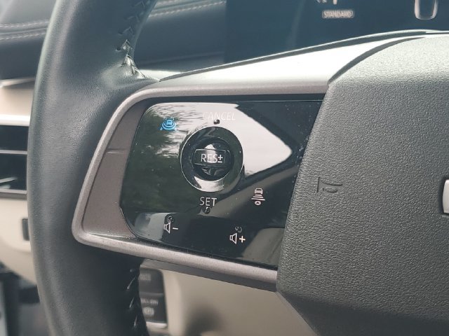 Certified 2025 Nissan Murano SL w/ Cargo Package AWD/4WD image 19