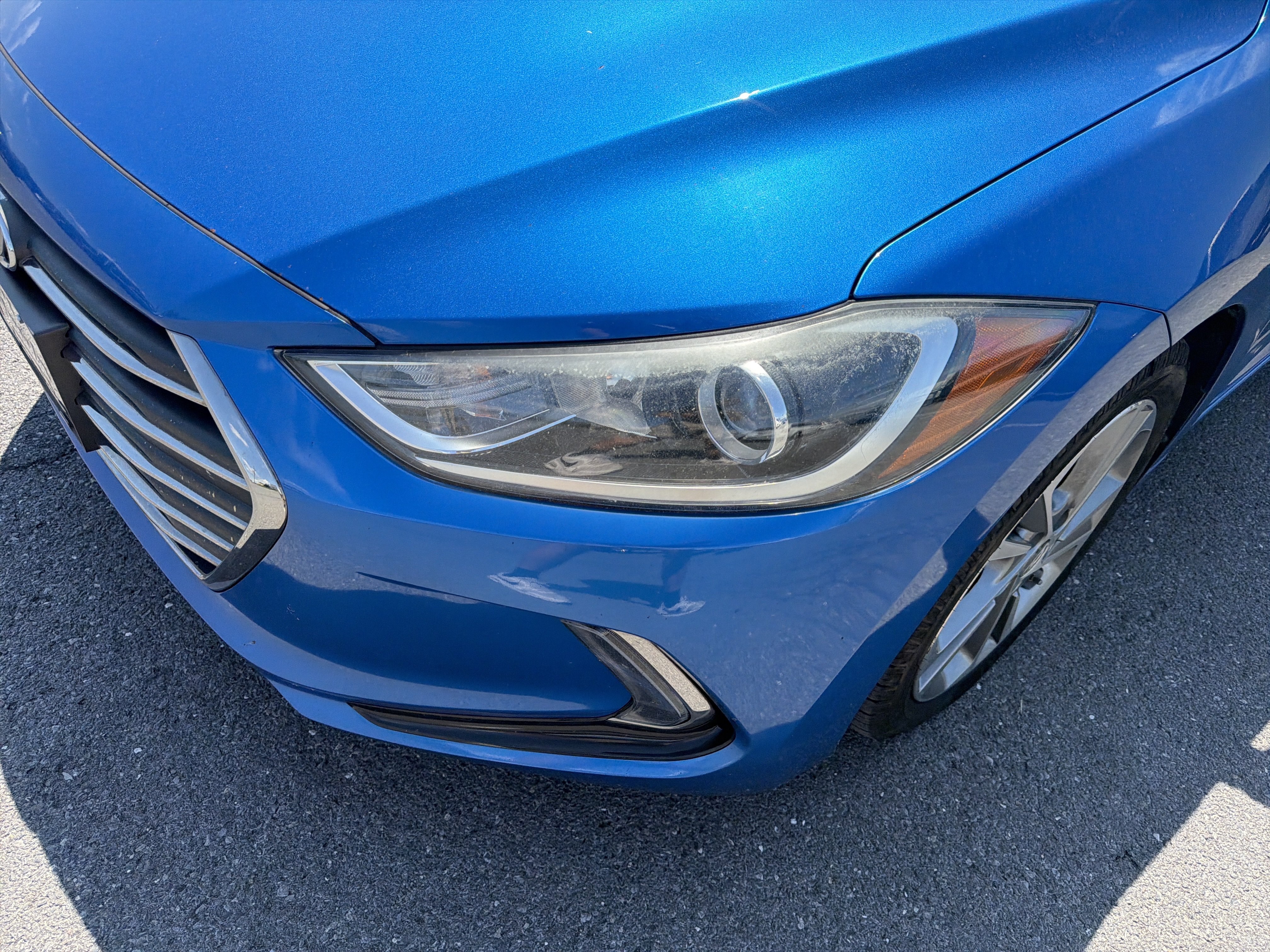 Used 2018 Hyundai Elantra Limited w/ Limited Ultimate Package 02 FWD image 10