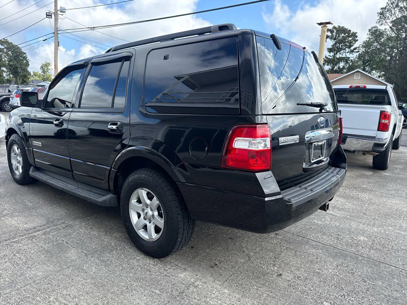 Used 2008 Ford Expedition XLT image 3