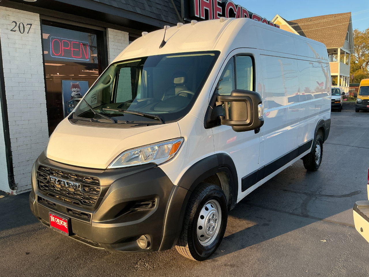 Used 2023 RAM ProMaster 2500 image 2