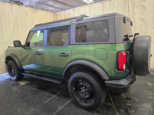 Used 2023 Ford Bronco Black Diamond image 9