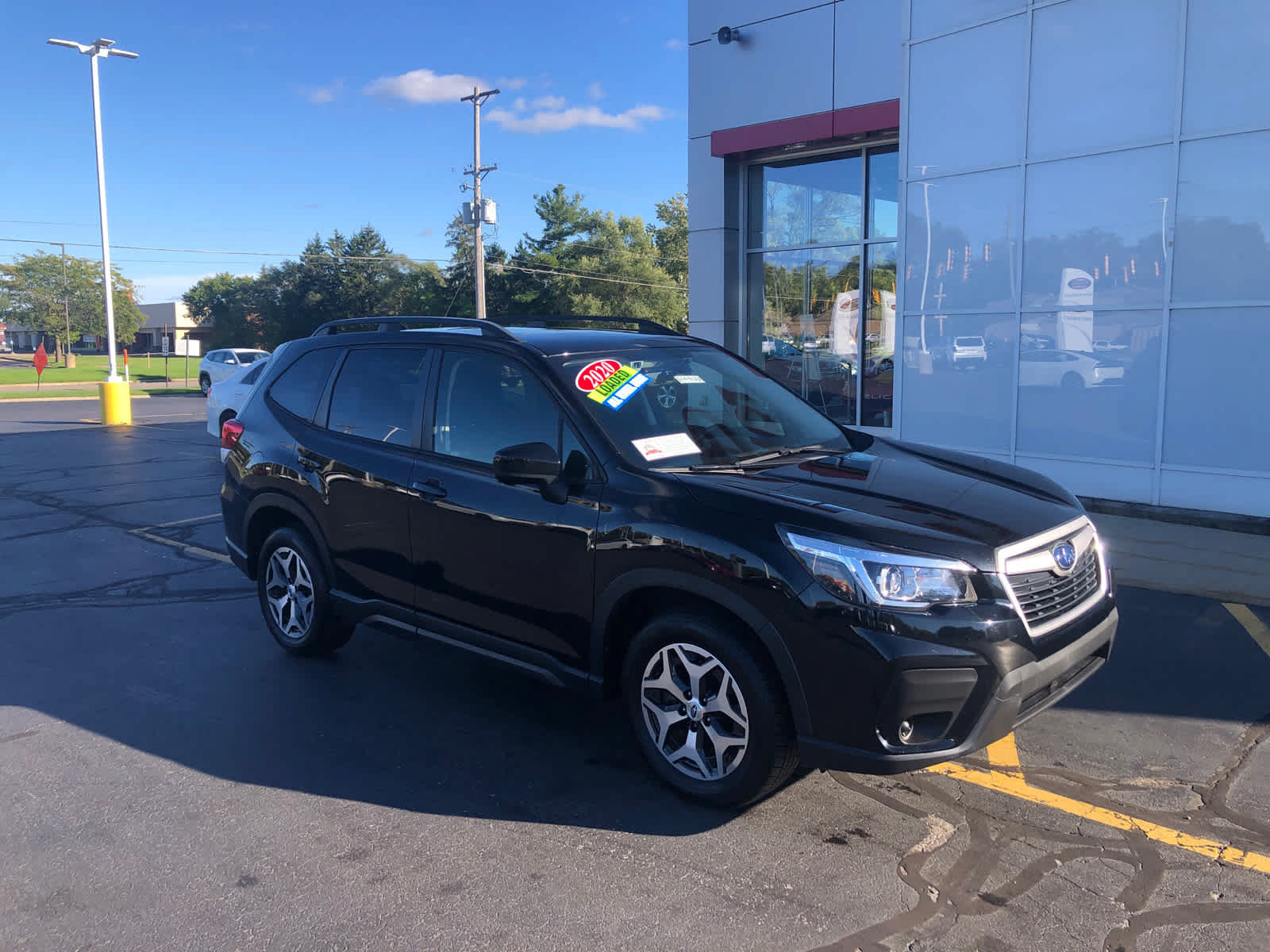 Used 2020 Subaru Forester Premium AWD/4WD image 3