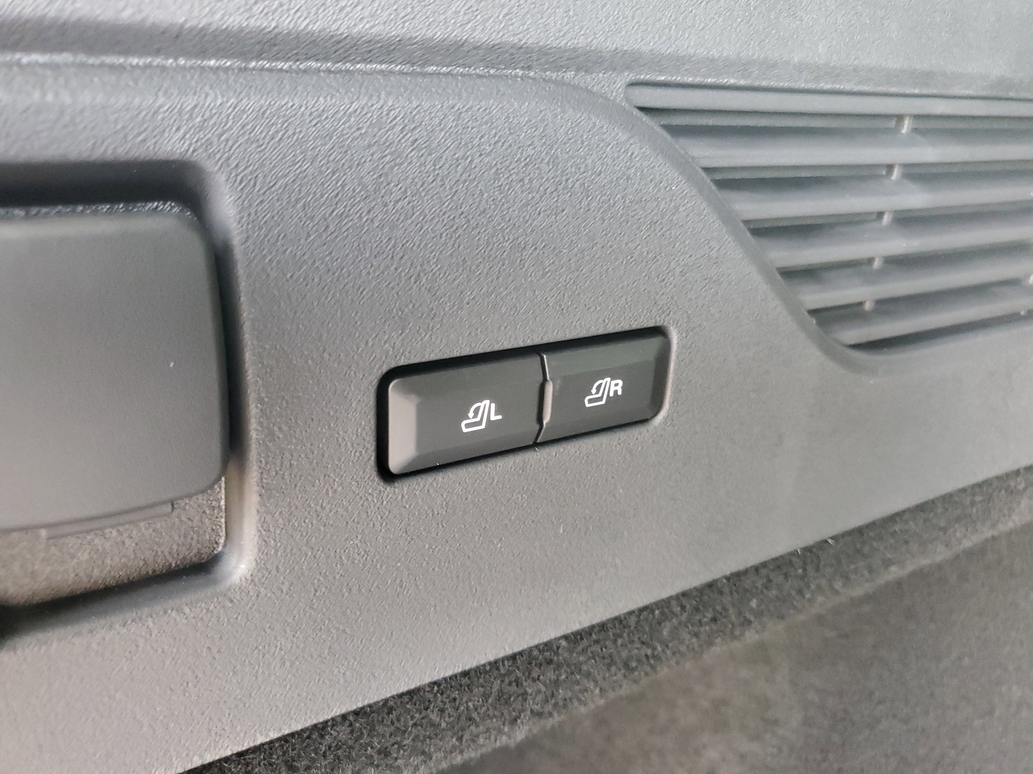 New 2026 Lincoln Nautilus Reserve image 33