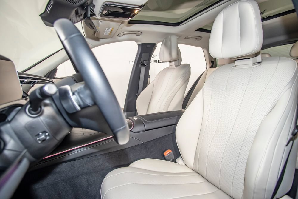 Used 2024 Mercedes-Benz E 450 4MATIC All-Terrain Wagon image 13