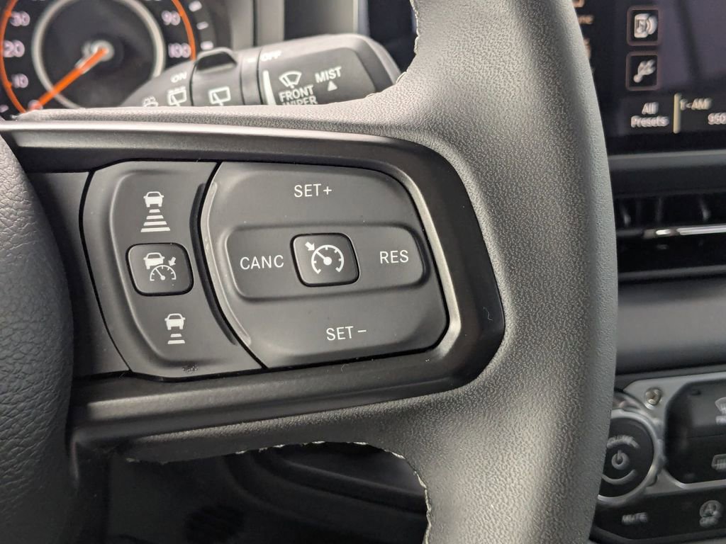 Used 2025 Jeep Wrangler Unlimited Rubicon AWD/4WD image 18