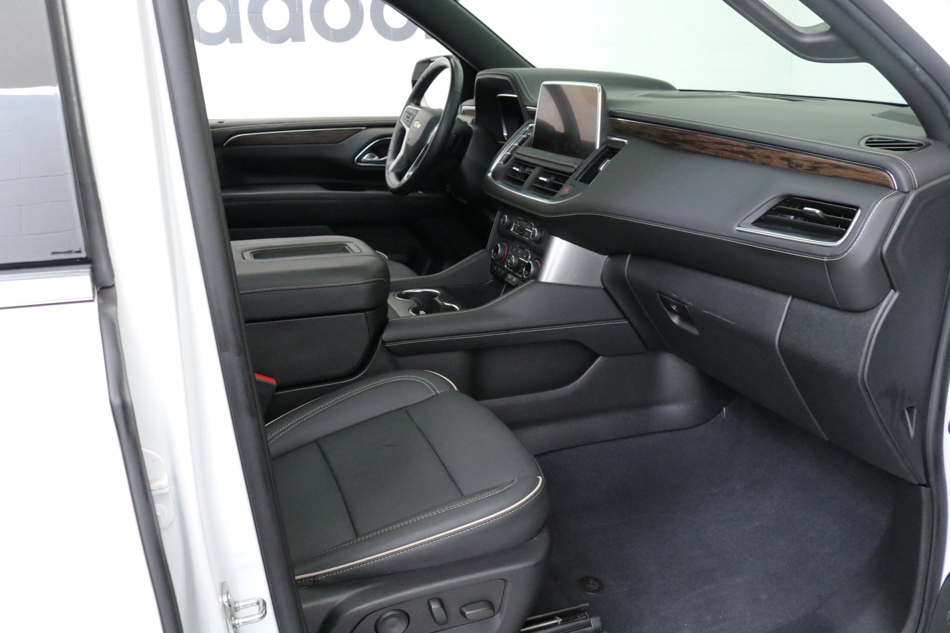 Used 2023 Chevrolet Tahoe Premier image 30