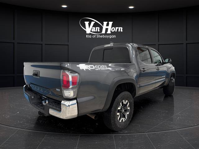 Used 2022 Toyota Tacoma TRD Off-Road image 3