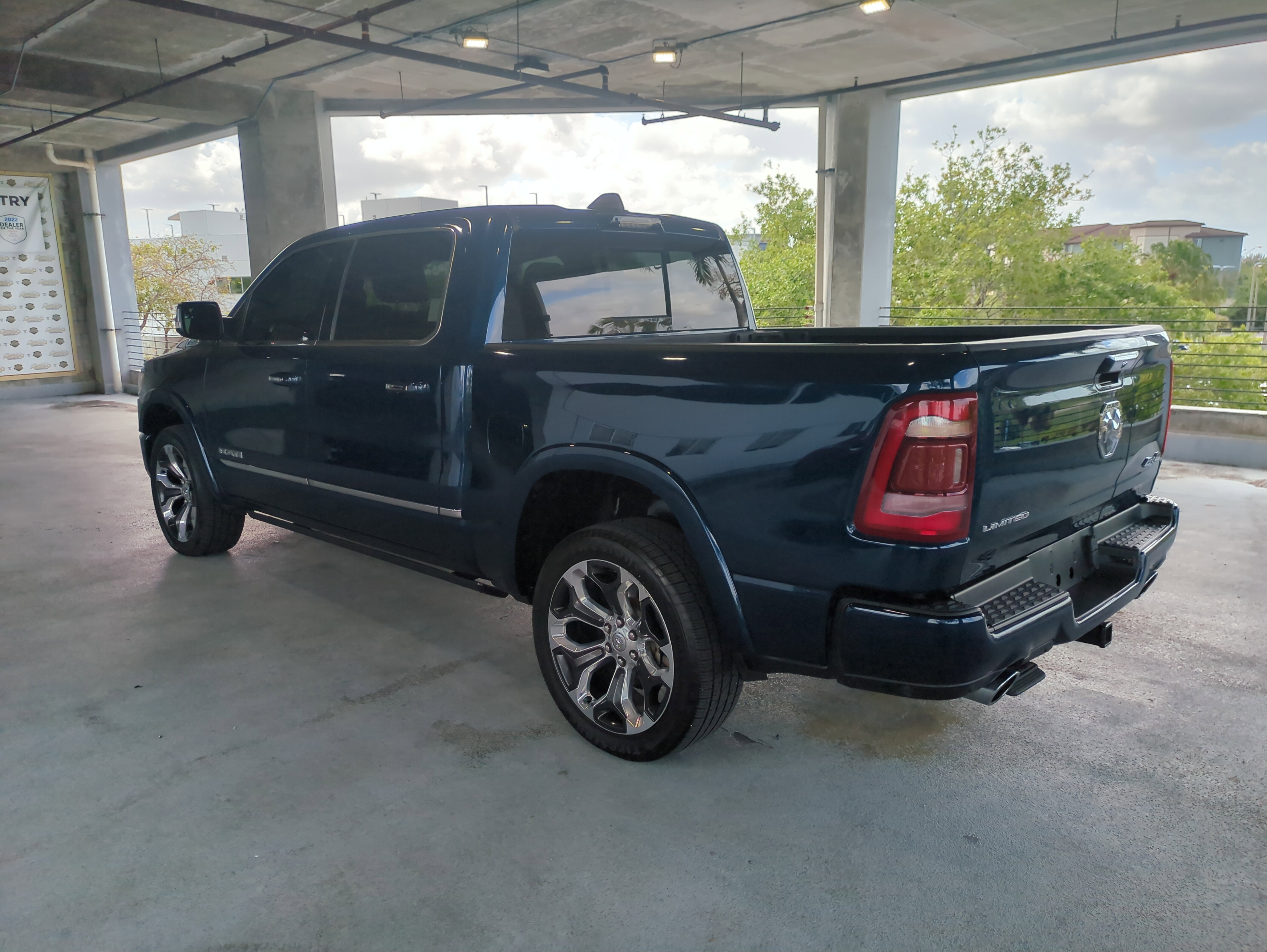 Used 2022 RAM 1500 Limited image 7