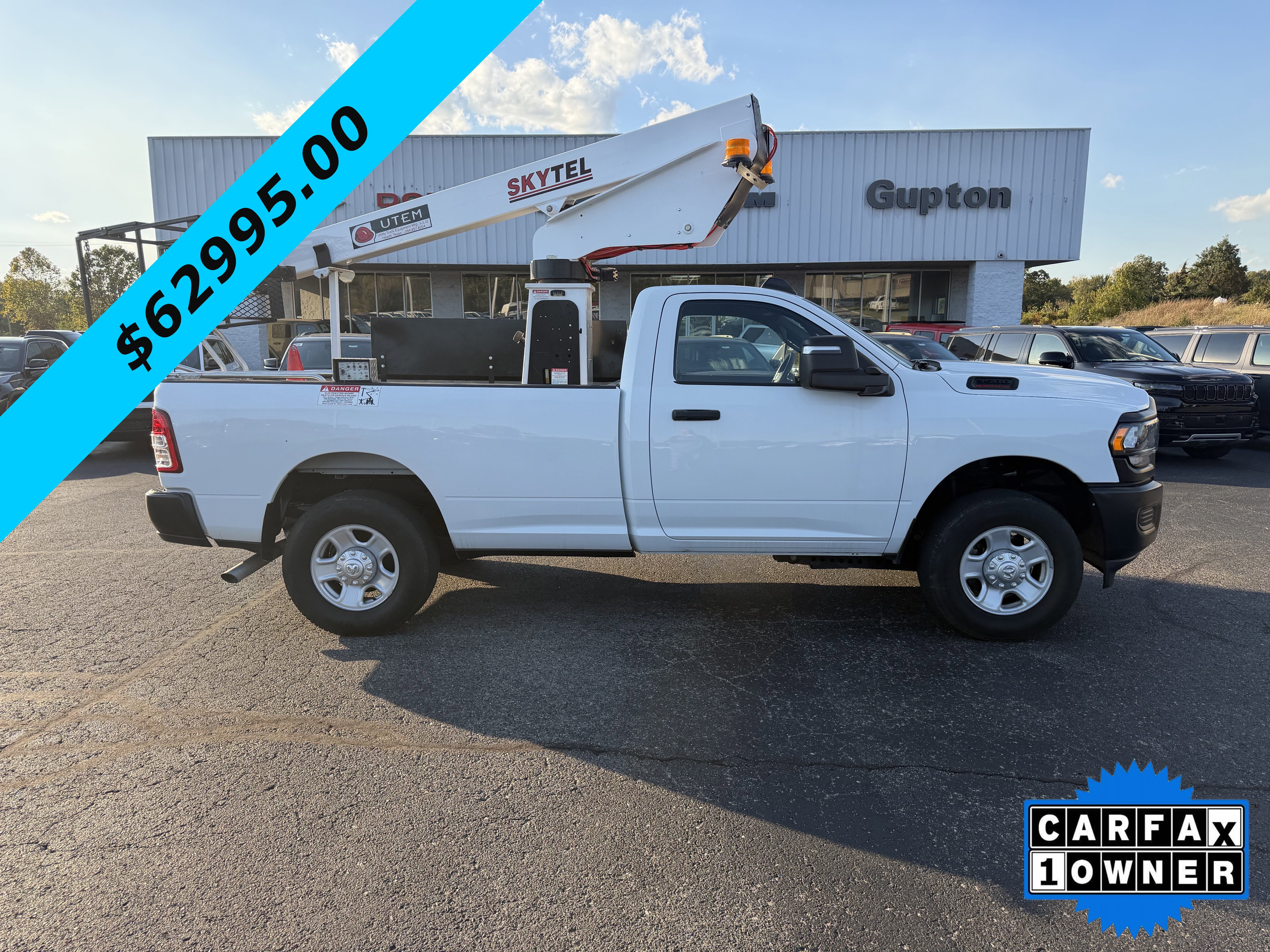 Used 2023 RAM 3500 Tradesman image 3