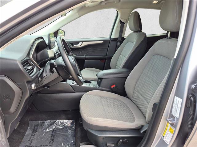 Used 2021 Ford Escape SE w/ Convenience Package FWD image 15