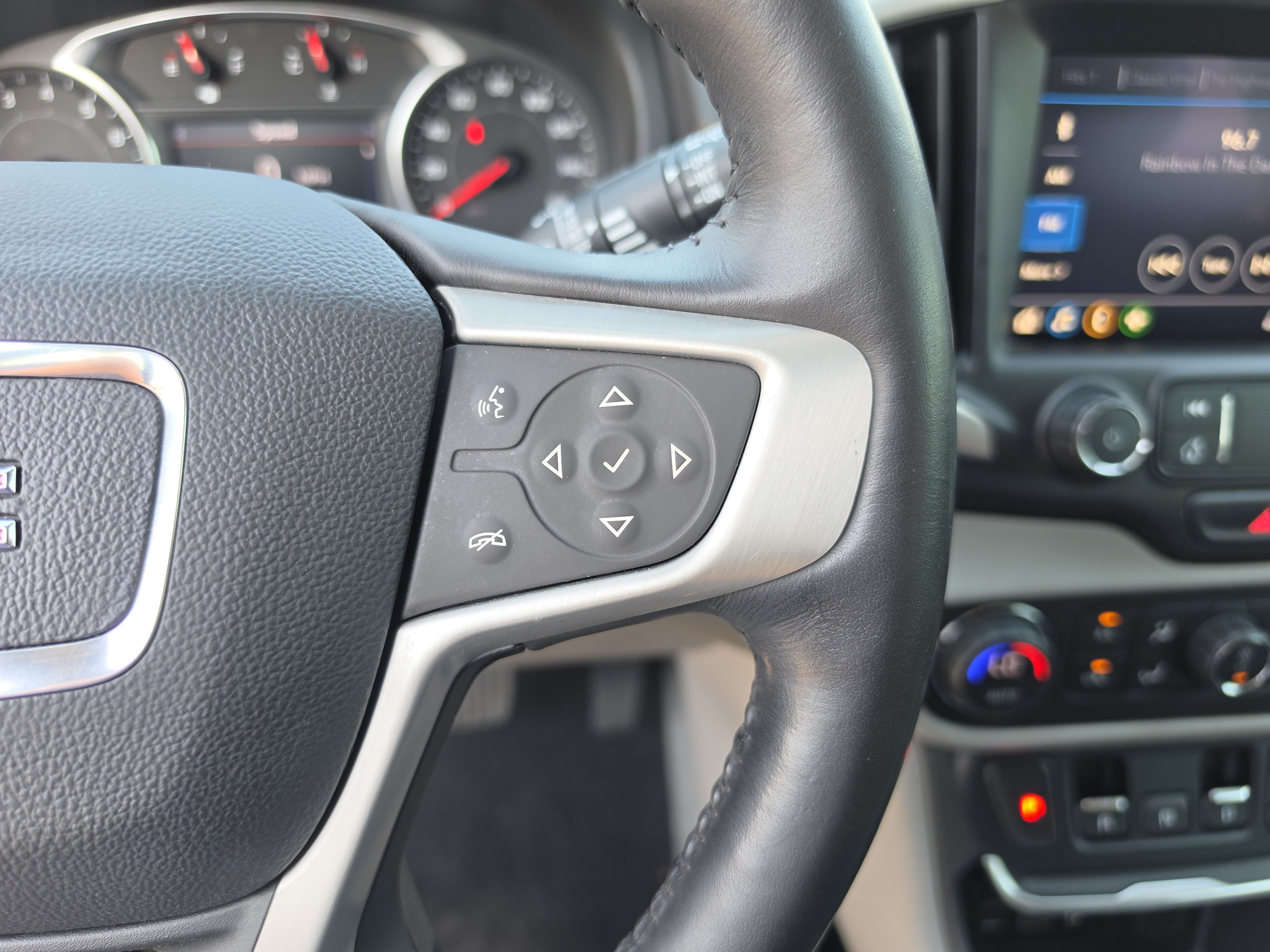Used 2020 GMC Terrain SLT w/ Preferred Package FWD image 34