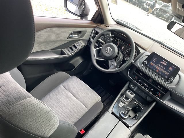 Used 2023 Nissan Rogue SV AWD/4WD image 21