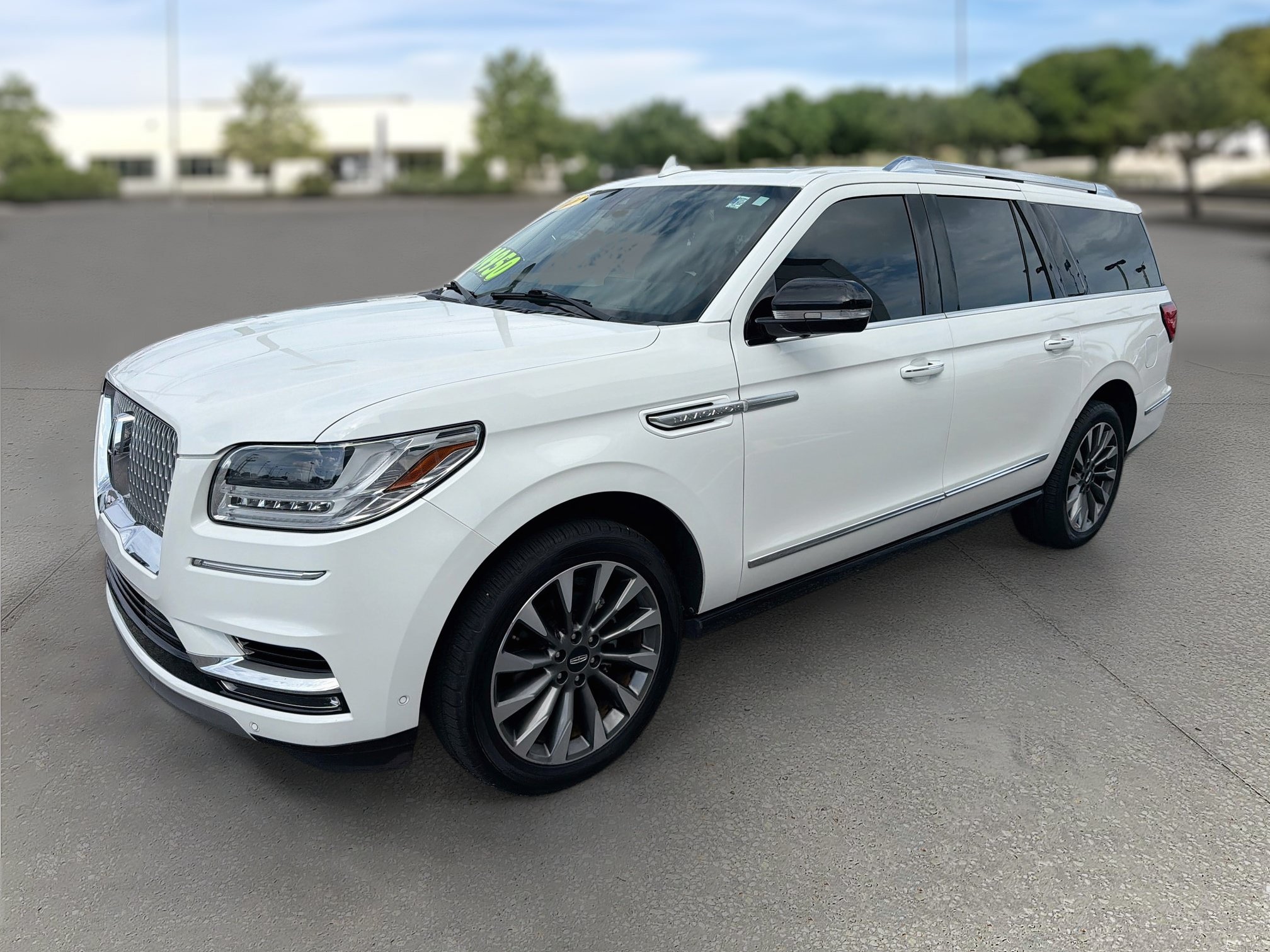 Used 2021 Lincoln Navigator L Reserve AWD/4WD image 3