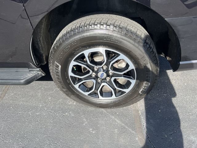 Used 2024 Ford Expedition Max XLT image 32