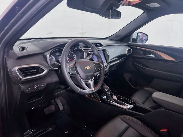 Used 2022 Chevrolet TrailBlazer ACTIV w/ Sun and Liftgate Package FWD image 10