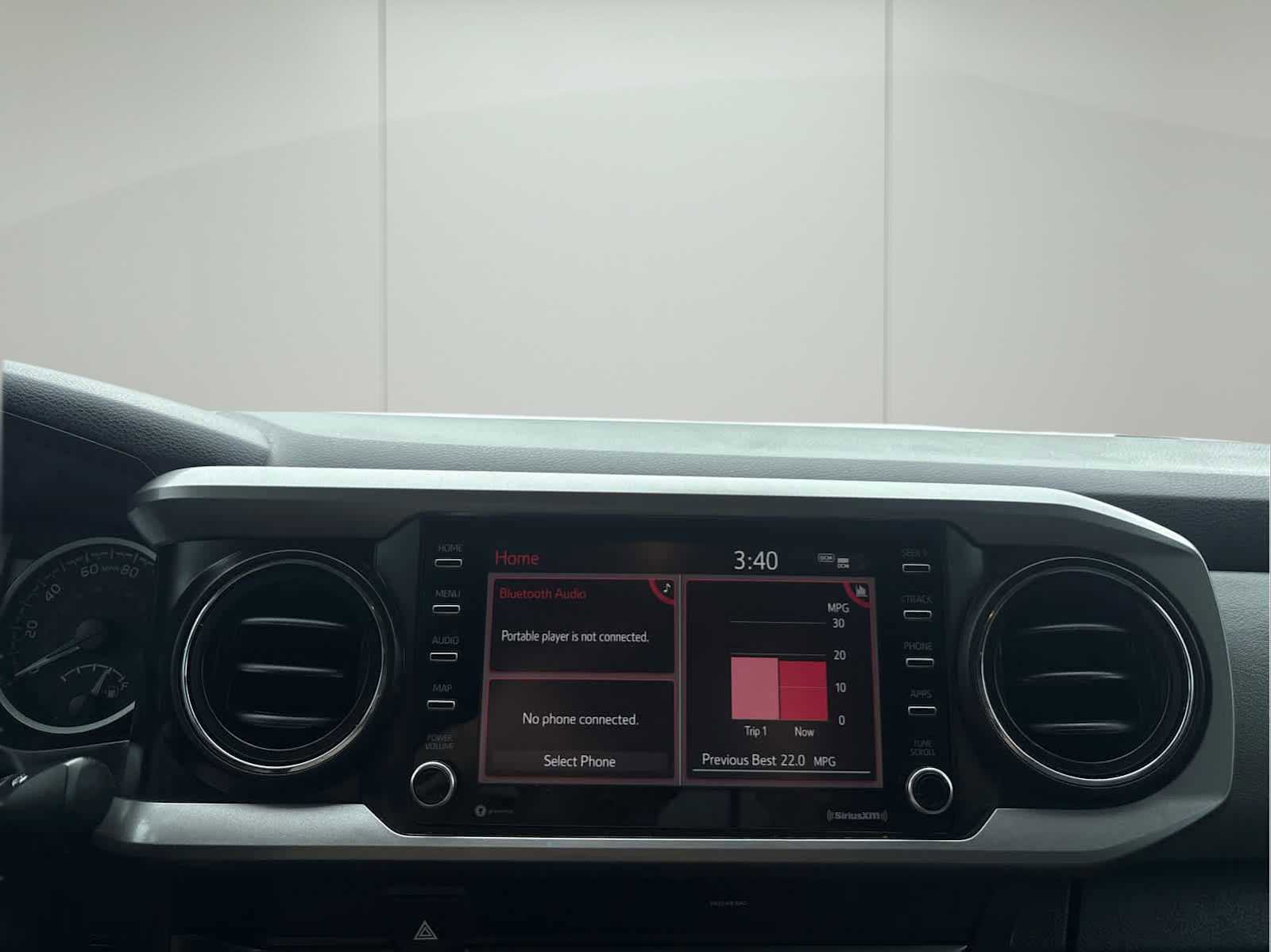 Used 2020 Toyota Tacoma SR5 AWD/4WD image 20