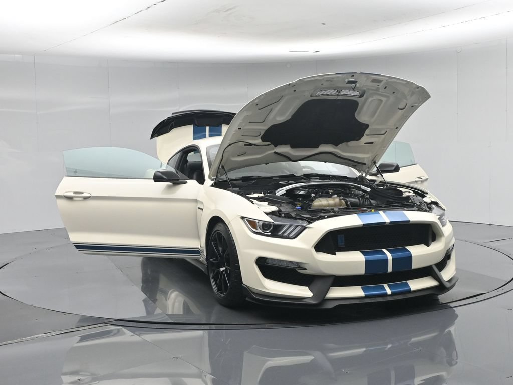 Used 2020 Ford Mustang Shelby GT350 w/ Technology Package RWD image 30