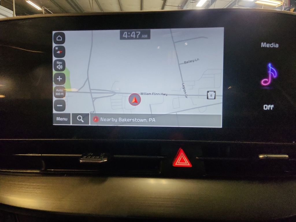 Used 2023 Kia Sportage EX w/ EX Premium Package image 18