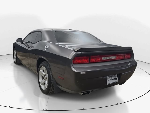 Used 2013 Dodge Challenger SXT Plus RWD image 8