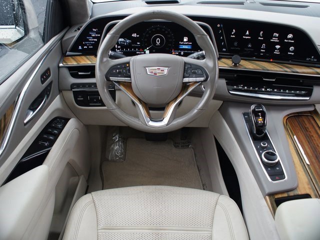 Used 2021 Cadillac Escalade ESV Premium Luxury Platinum image 5