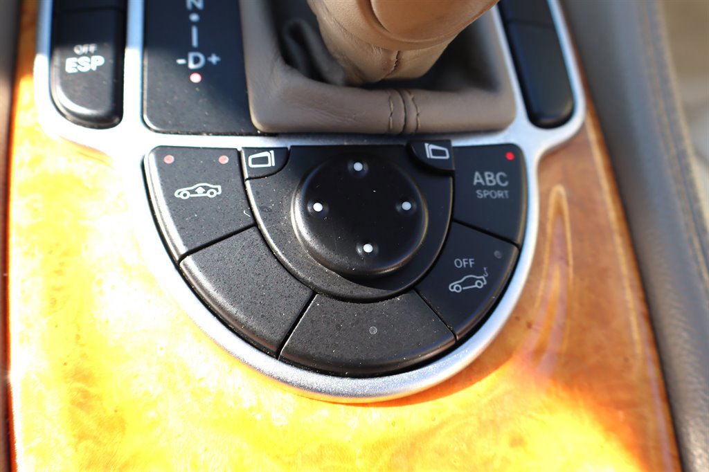 Used 2003 Mercedes-Benz SL 500 image 34