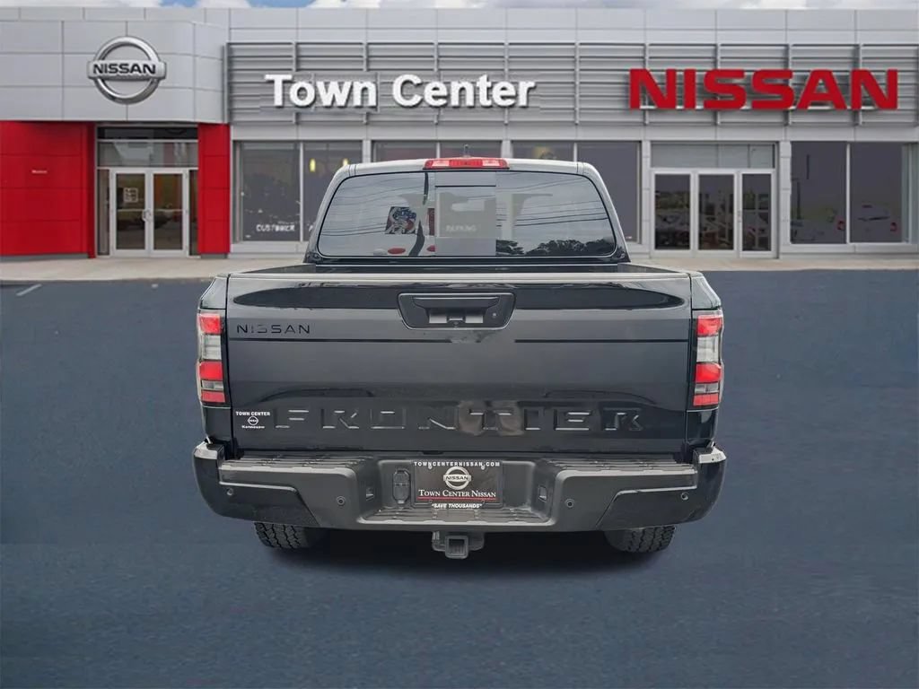 Certified 2024 Nissan Frontier SV w/ Hardbody Edition AWD/4WD image 6