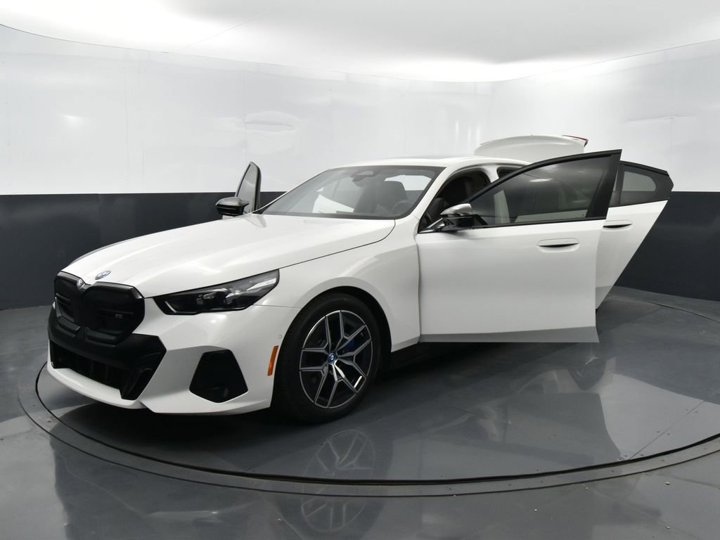 Used 2024 BMW i5 M60 image 49