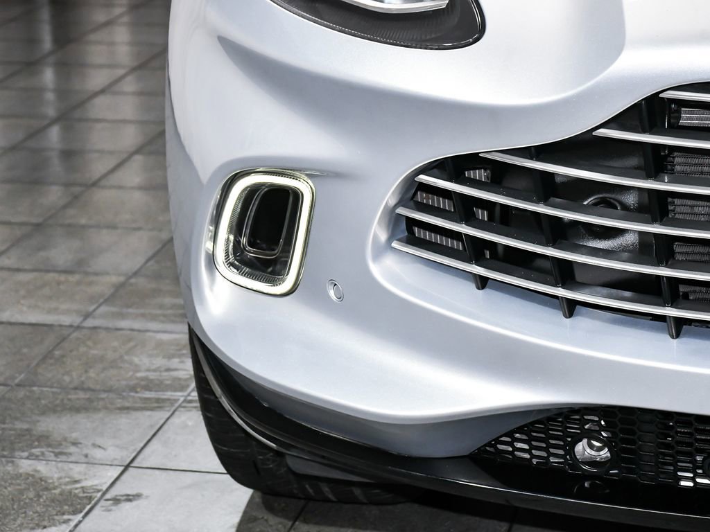 Used 2021 Aston Martin DBX image 72