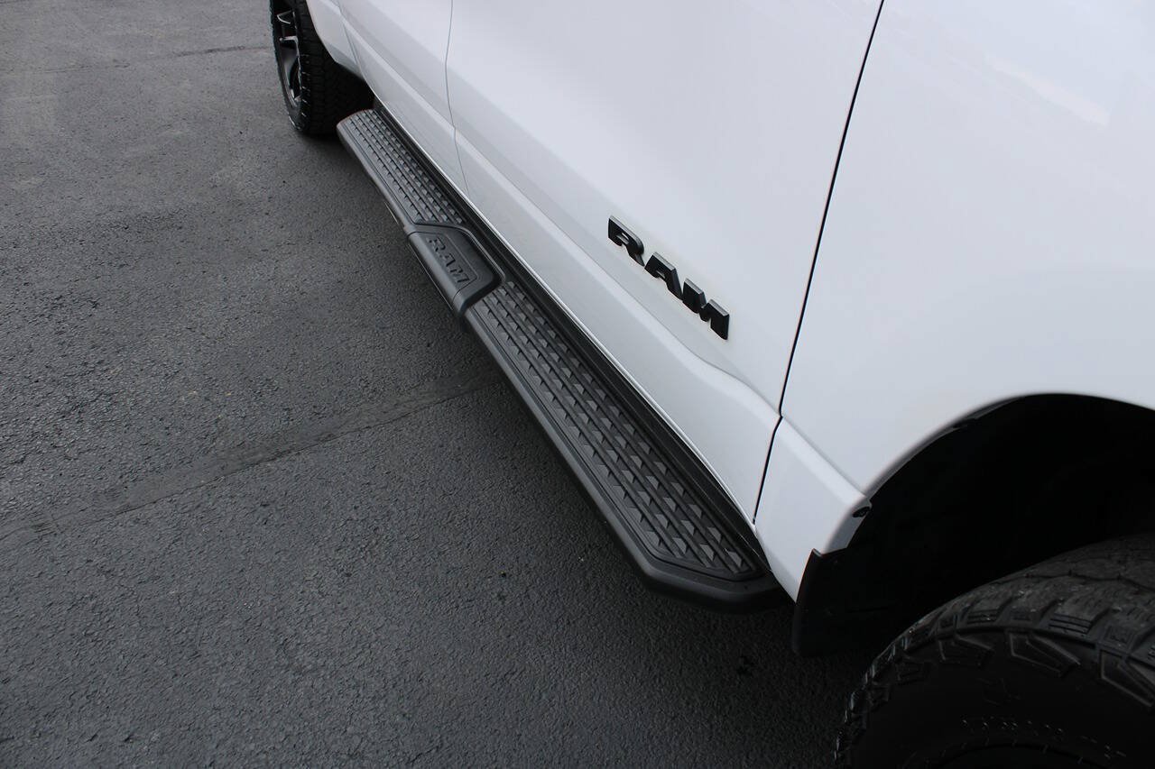 Used 2021 RAM 1500 Big Horn AWD/4WD image 12