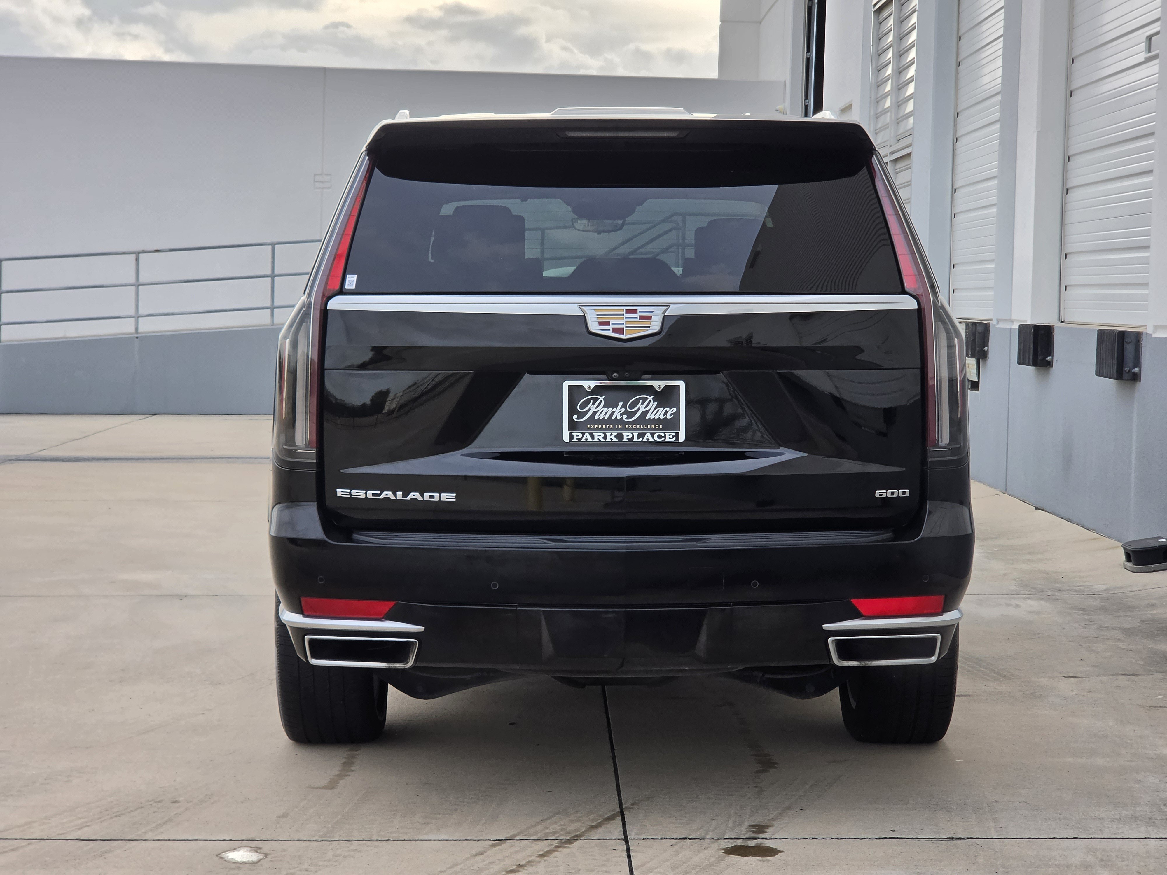 Used 2021 Cadillac Escalade Premium Luxury Platinum AWD/4WD image 6