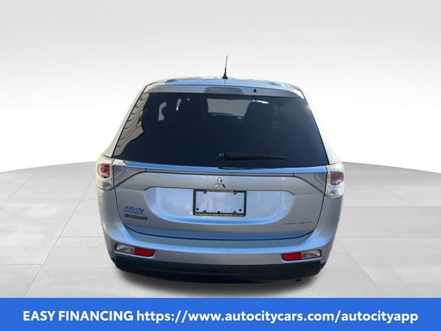 Used 2014 Mitsubishi Outlander ES FWD image 5