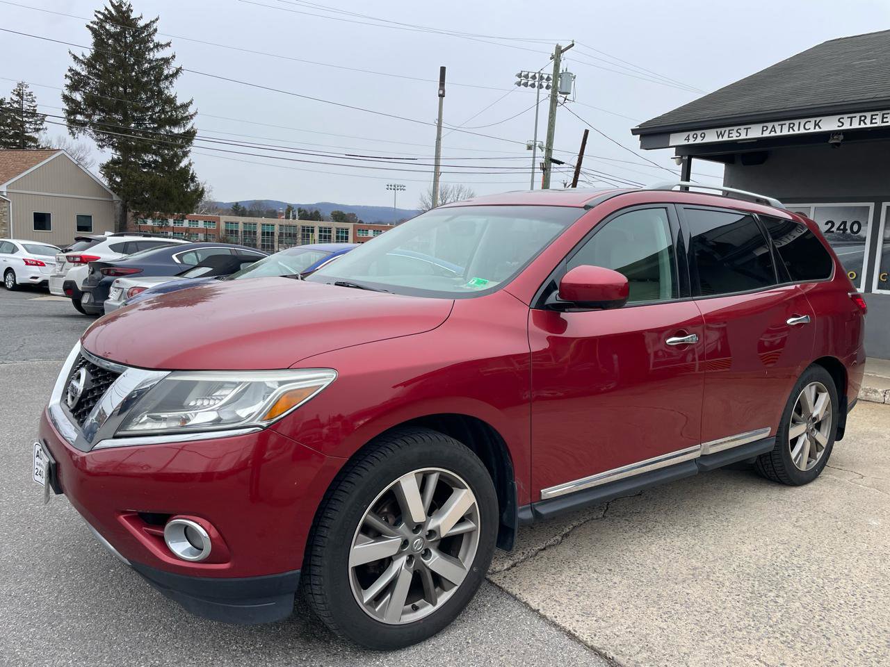 Used 2014 Nissan Pathfinder Platinum w/ Platinum Premium Package image 4