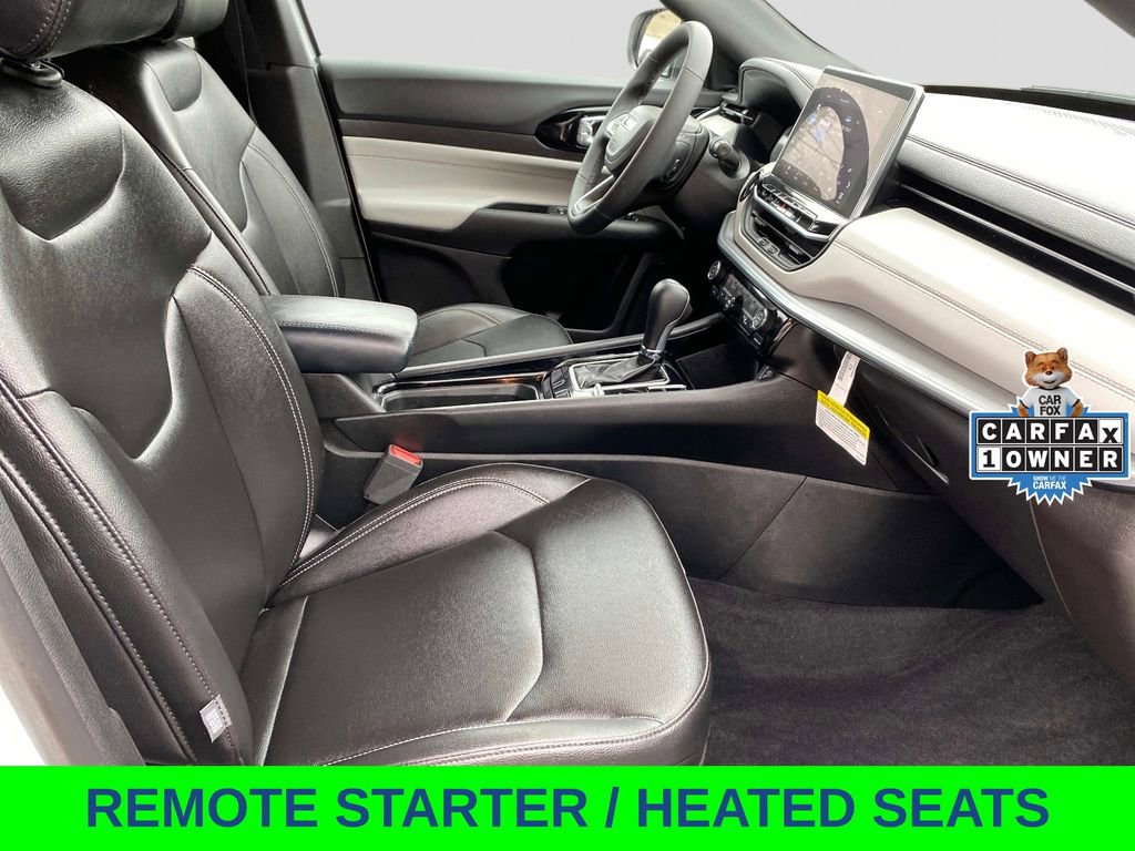 Used 2025 Jeep Compass Limited image 25