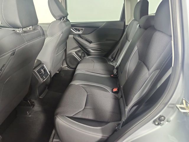 Used 2022 Subaru Forester Premium AWD/4WD image 22