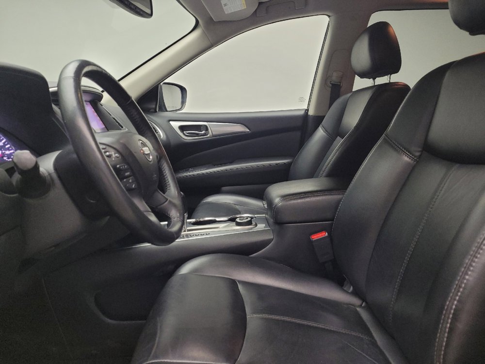 Used 2019 Nissan Pathfinder SL image 17