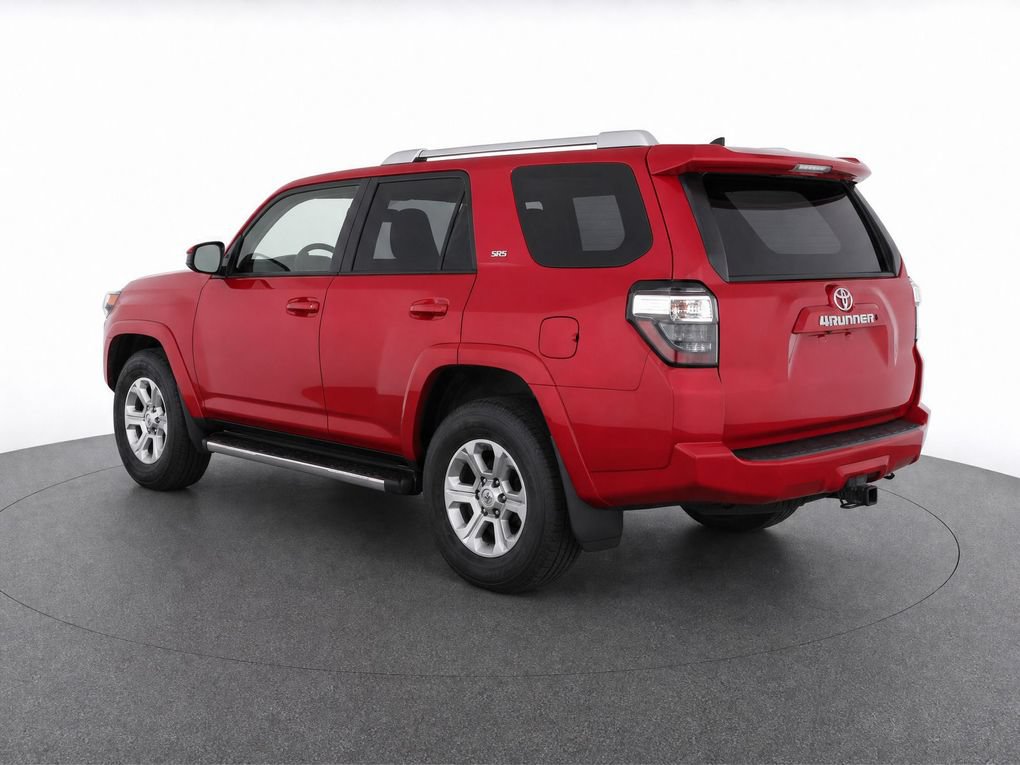 Used 2017 Toyota 4Runner SR5 RWD image 3