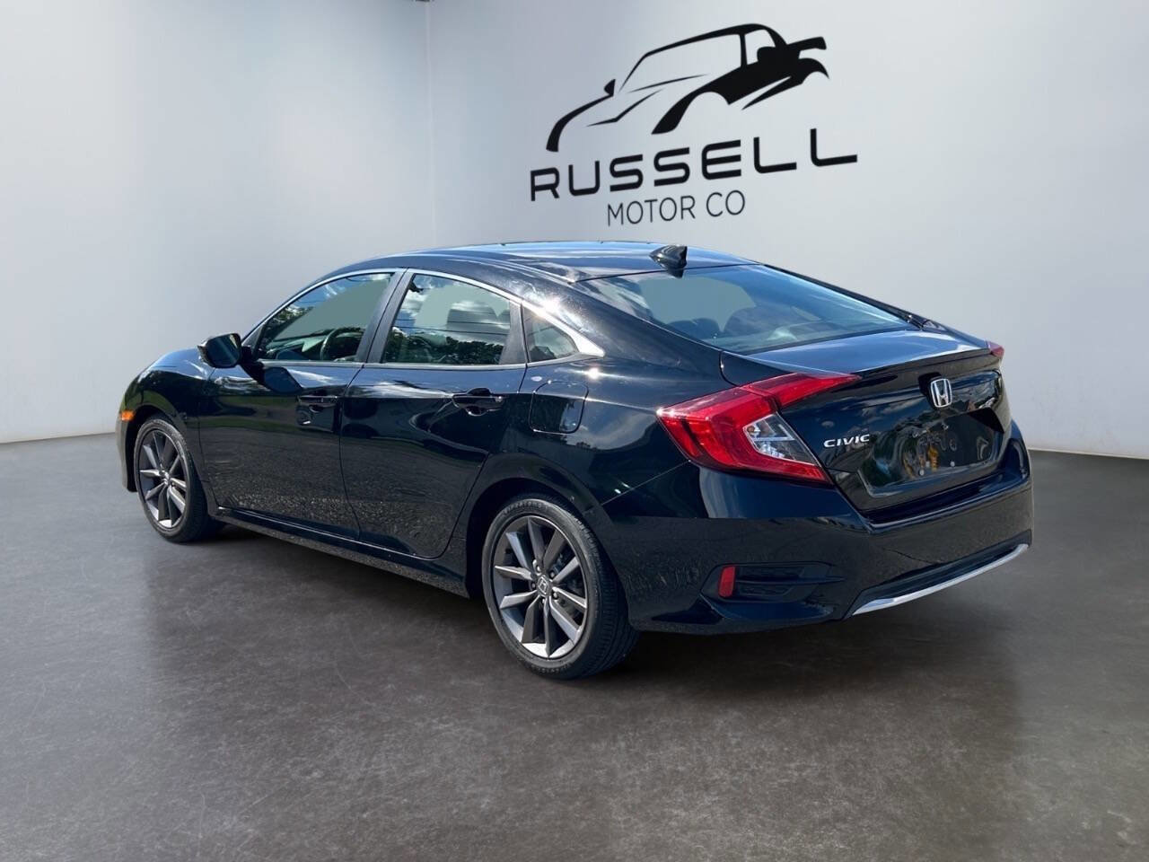 Used 2019 Honda Civic EX image 3